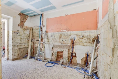 Apartamento T0 para Venda em Almada, Cova da Piedade, Pragal e Cacilhas
