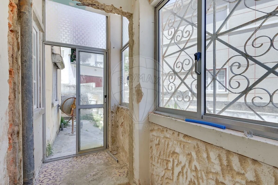 Apartamento T0 para Venda em Almada, Cova da Piedade, Pragal e Cacilhas Foto 22