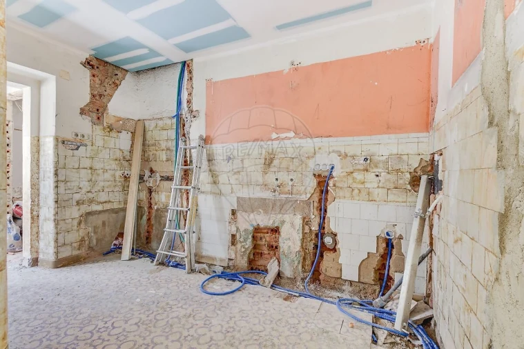 Apartamento T0 para Venda em Almada, Cova da Piedade, Pragal e Cacilhas Foto 18