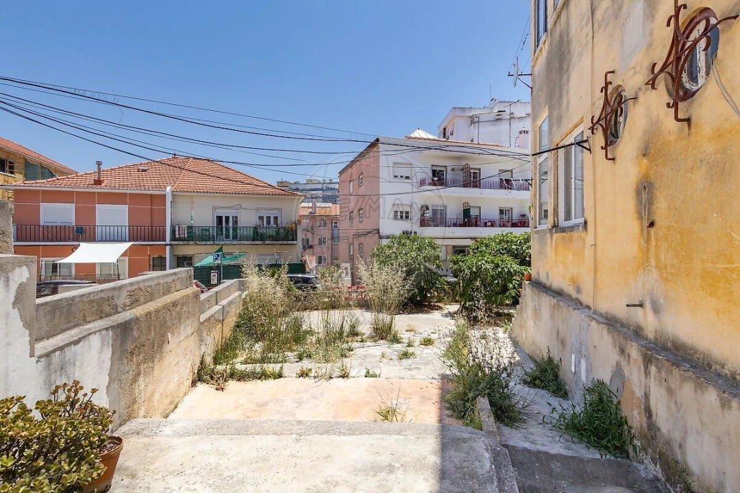 Apartamento T0 para Venda em Almada, Cova da Piedade, Pragal e Cacilhas Foto 23