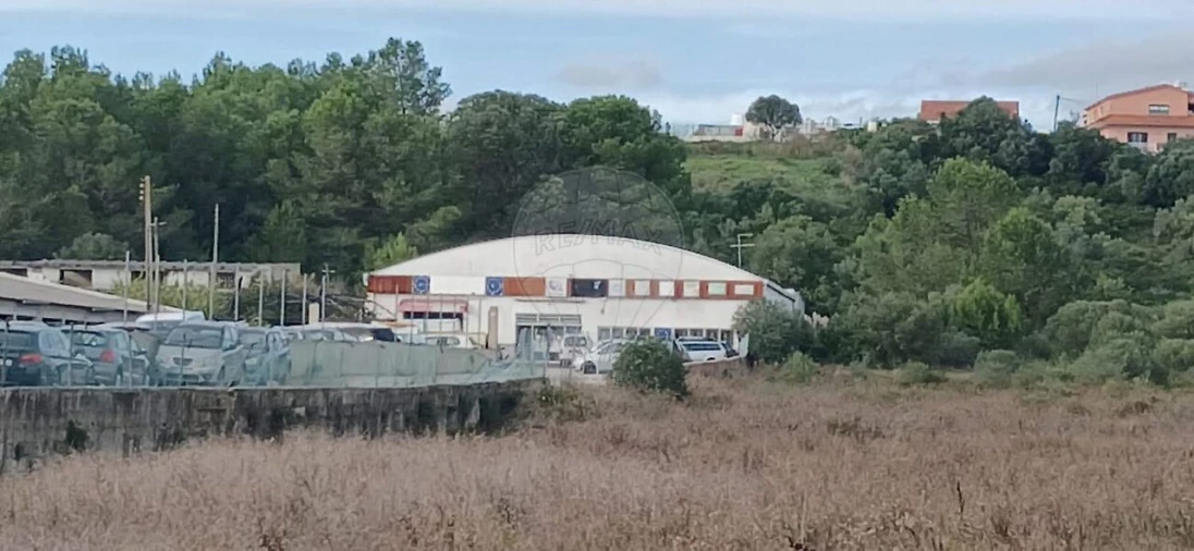 Terreno para Venda em Alcabideche Foto 2