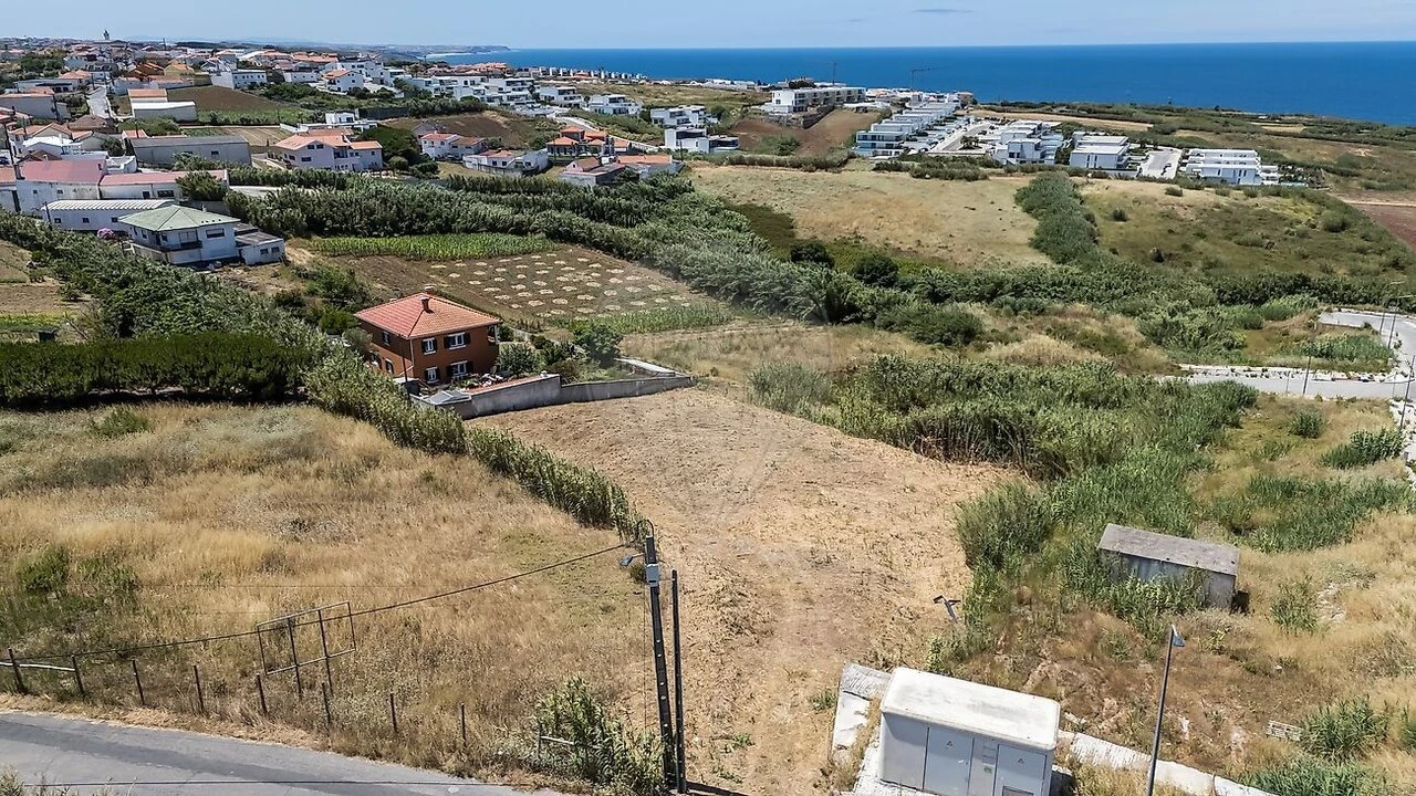 Terreno para Venda em Lourinhã e Atalaia Foto 5
