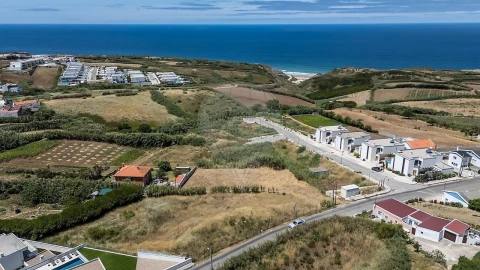 Terreno para Venda em Lourinhã e Atalaia