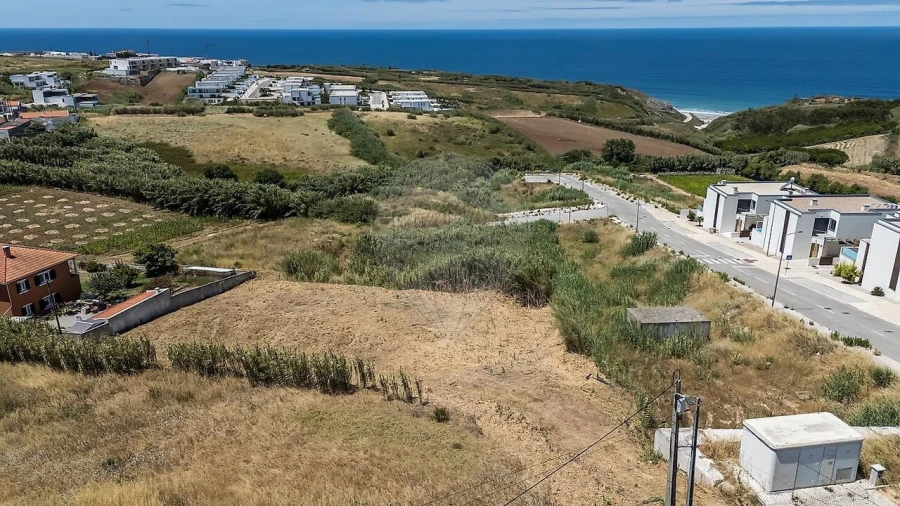 Terreno para Venda em Lourinhã e Atalaia Foto 6
