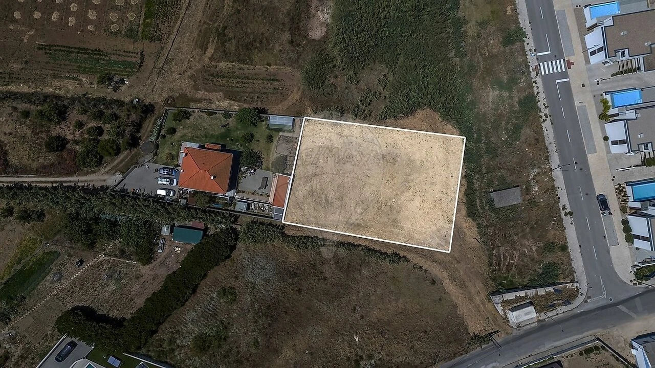 Terreno para Venda em Lourinhã e Atalaia Foto 2