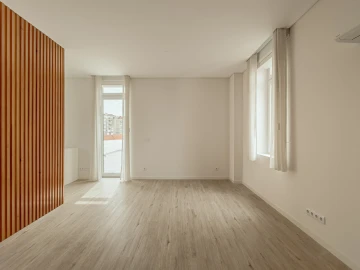 Apartamento T2 para Venda em Campolide