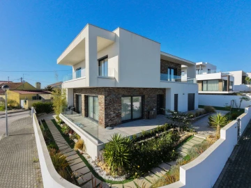 Moradia T4 para Venda em Ericeira