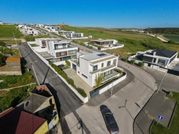 Moradia T4 para Venda em Ericeira