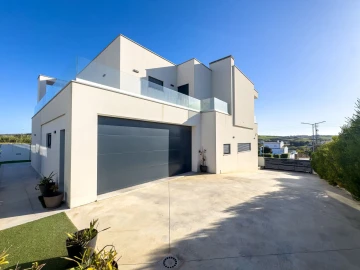 Moradia T4 para Venda em Ericeira