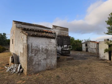 Moradia T4 para Venda em Albufeira e Olhos de Água