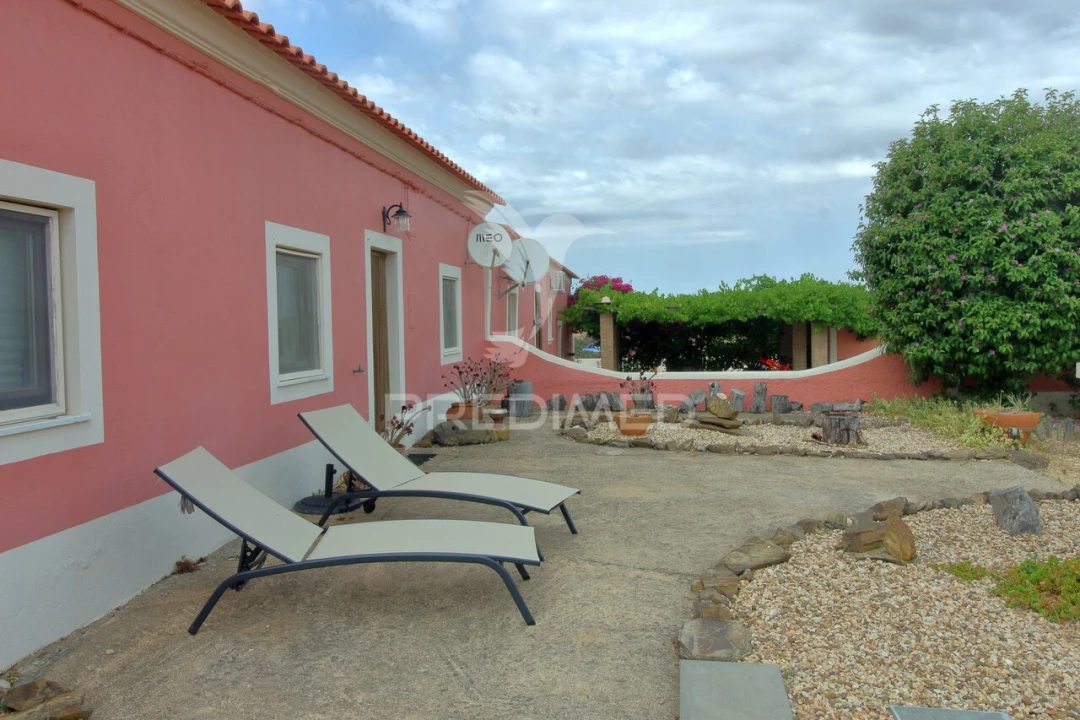 Quinta T5 para Venda em Ourique Foto 8