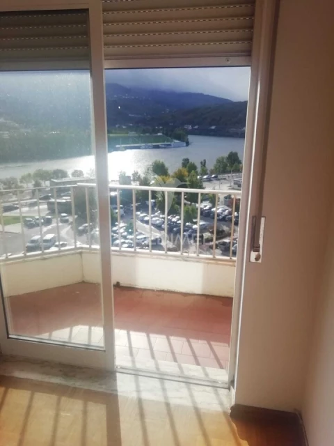 Apartamento T3 para Venda em Peso da Régua e Godim