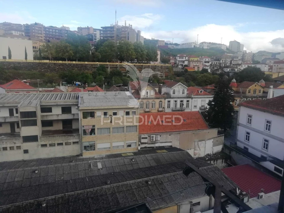 Apartamento T3 para Venda em Peso da Régua e Godim Foto 25