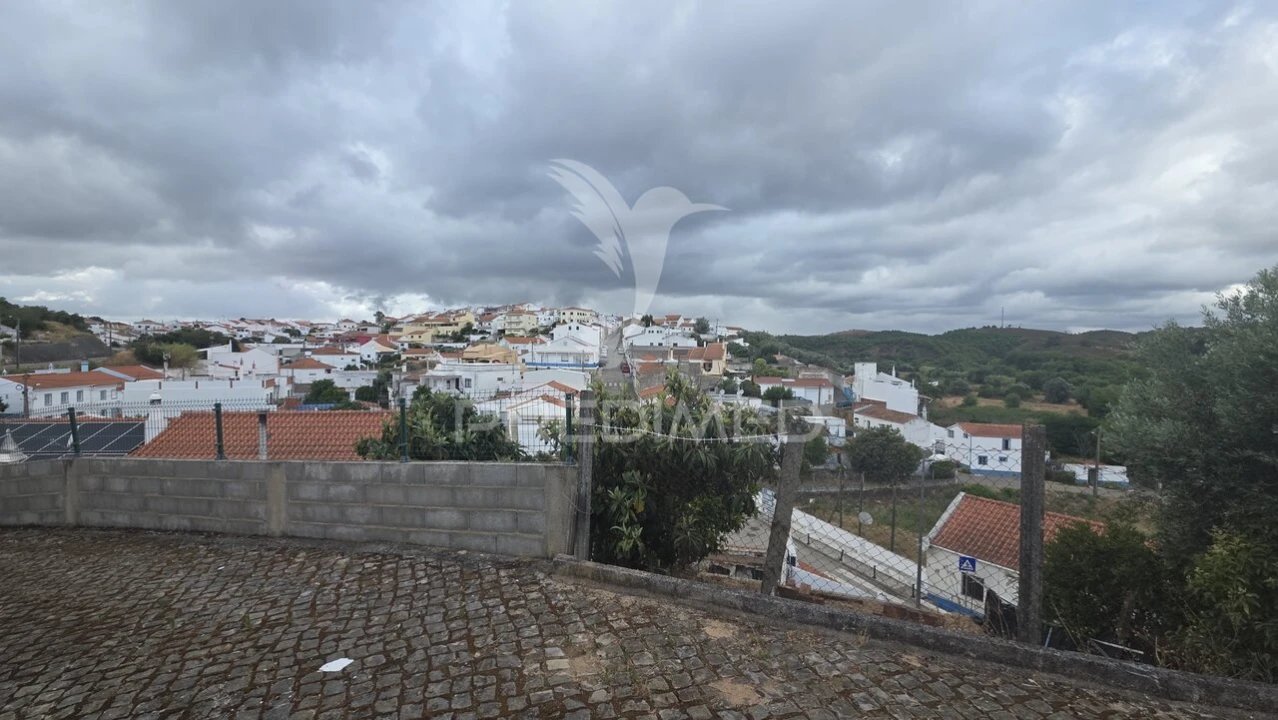 Moradia T2 para Venda em São Marcos da Serra Foto 3