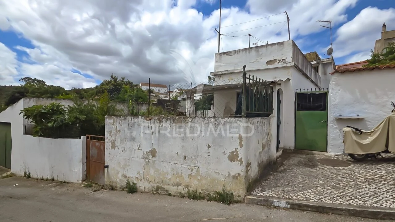 Moradia T4 para Venda em São Marcos da Serra Foto 9