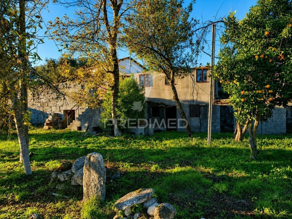 Moradia T1 para Venda em Valdreu Foto 1