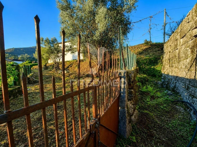 Moradia T1 para Venda em Valdreu Foto 9