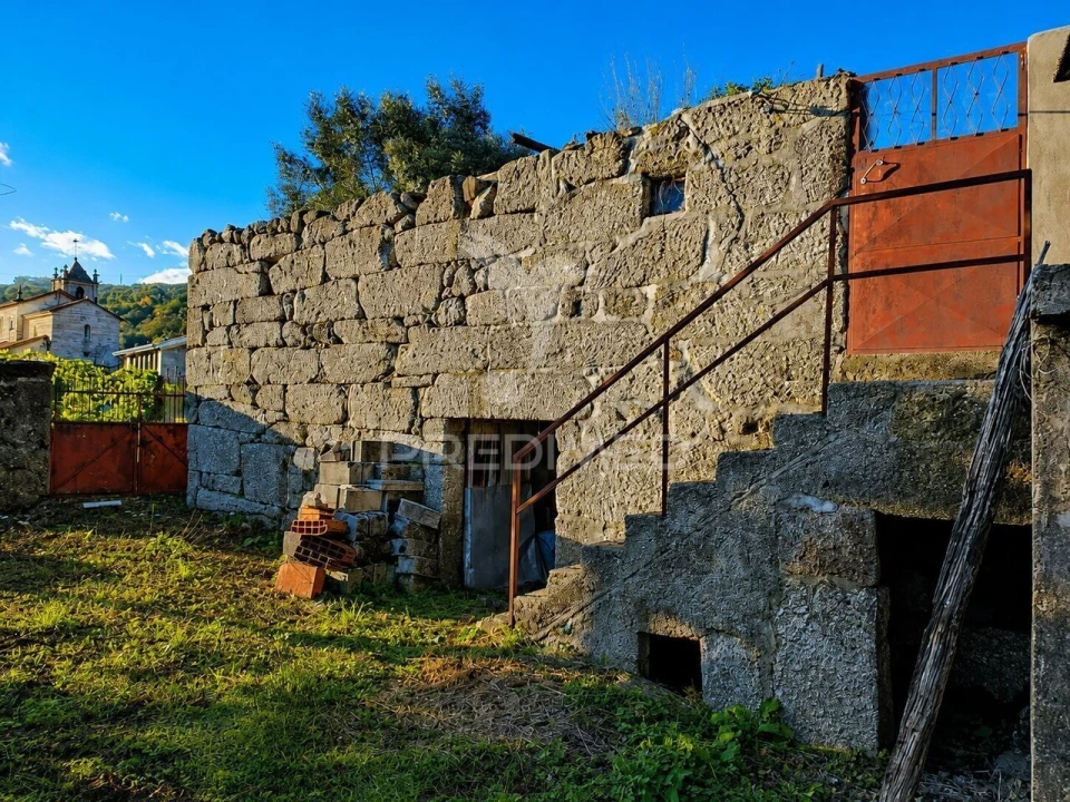 Moradia T1 para Venda em Valdreu Foto 5