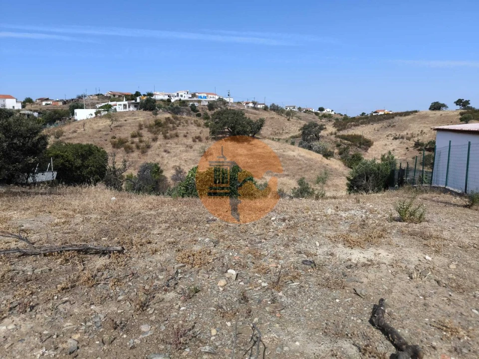 Terreno para Venda em Azinhal Foto 1