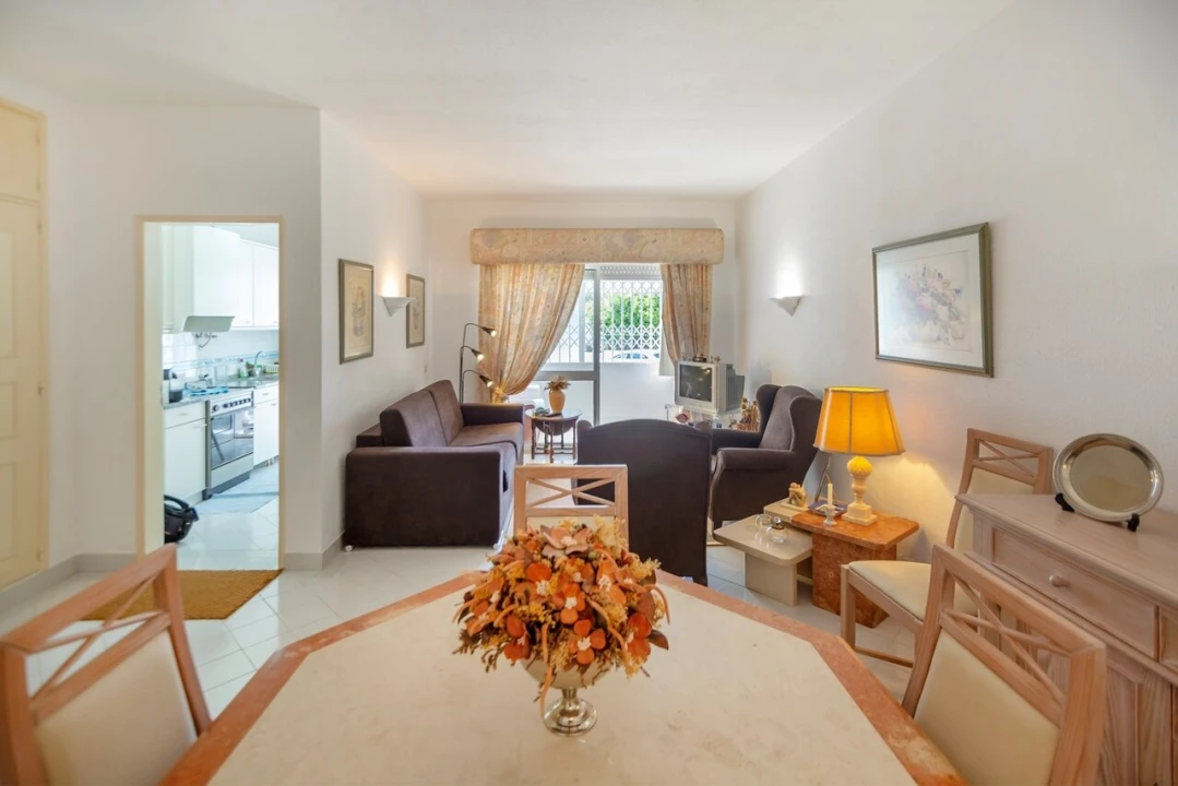 Apartamento T2 para Venda em Albufeira e Olhos de Água Foto 1