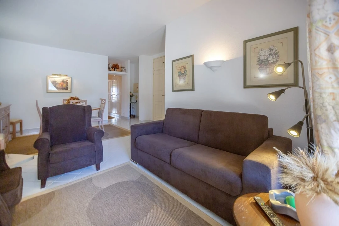 Apartamento T2 para Venda em Albufeira e Olhos de Água Foto 5