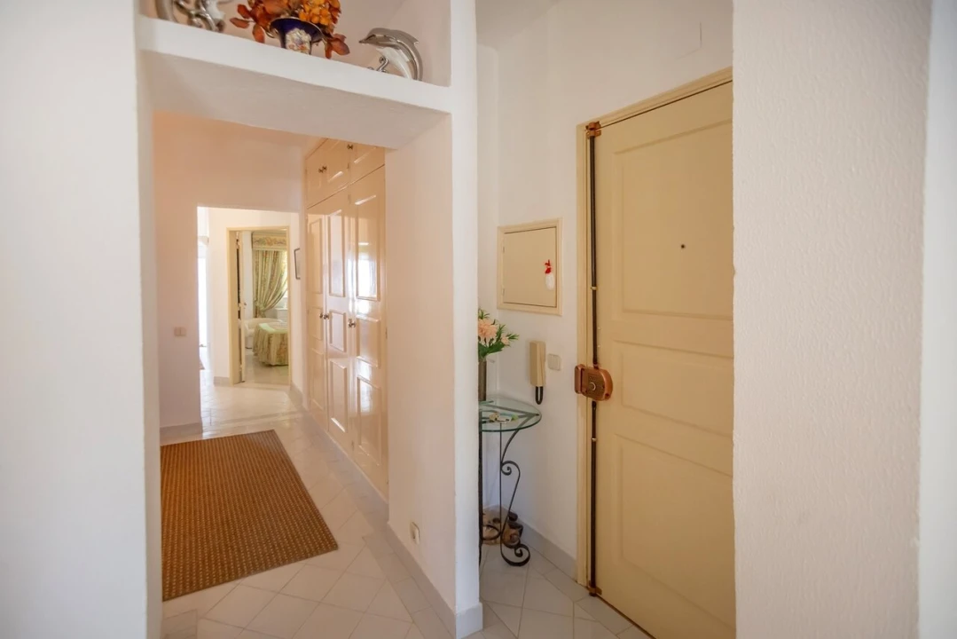 Apartamento T2 para Venda em Albufeira e Olhos de Água Foto 17
