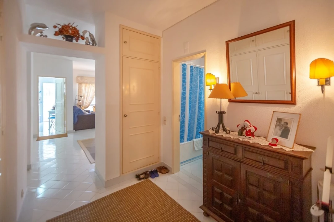 Apartamento T2 para Venda em Albufeira e Olhos de Água Foto 16