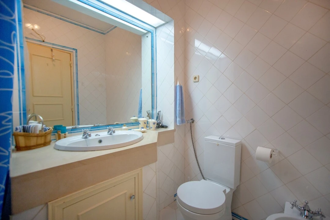 Apartamento T2 para Venda em Albufeira e Olhos de Água Foto 15
