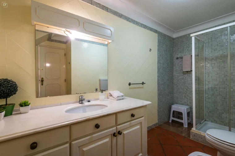 Moradia T5 para Venda em Albufeira e Olhos de Água Foto 14