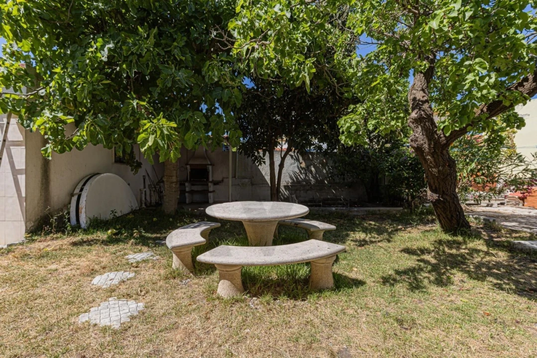 Moradia T4 para Venda em Seixal, Arrentela e Aldeia de Paio Pires Foto 34