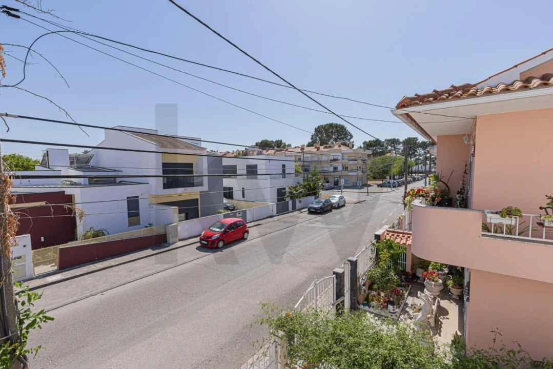 Moradia T4 para Venda em Seixal, Arrentela e Aldeia de Paio Pires Foto 62