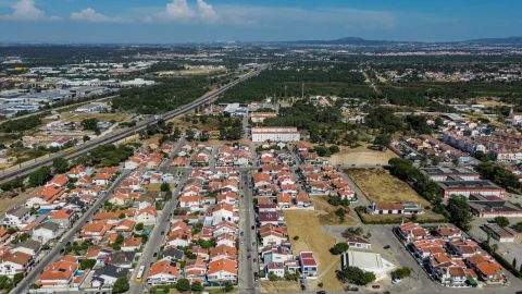 Moradia T4 para Venda em Seixal, Arrentela e Aldeia de Paio Pires
