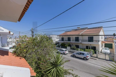 Moradia T4 para Venda em Seixal, Arrentela e Aldeia de Paio Pires