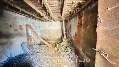 Quinta T2 para Venda em Pussos São Pedro