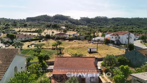 Quinta T2 para Venda em Pussos São Pedro