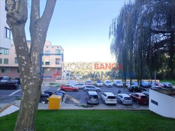 Apartamento T1 para Venda em Agualva e Mira-Sintra
