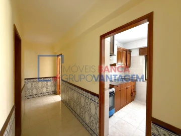 Apartamento T1 para Venda em Rio de Mouro
