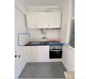 Apartamento T1 para Venda em Cacém e São Marcos