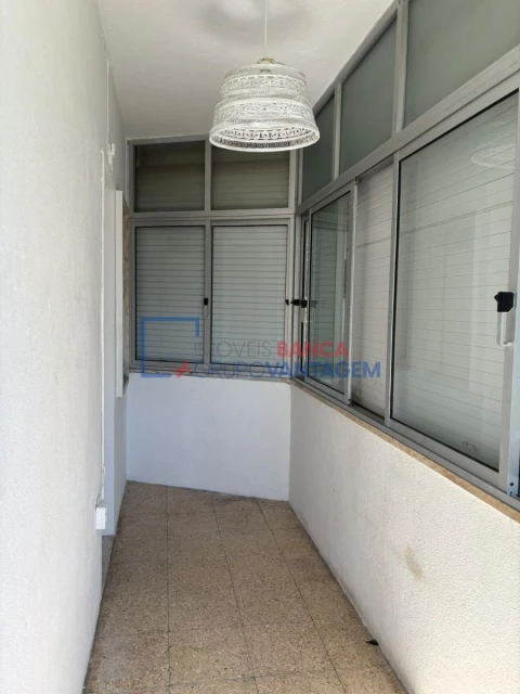 Apartamento T1 para Venda em Cacém e São Marcos