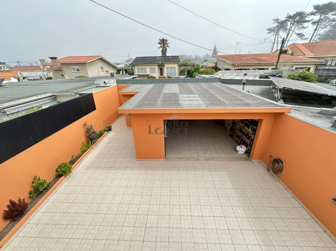 Moradia T3 para Venda em Arvore Foto 2