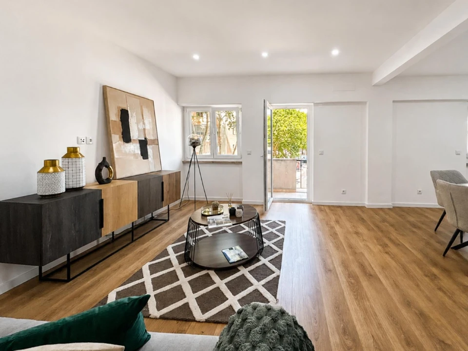 Apartamento T3 para Venda em Benfica Foto 3