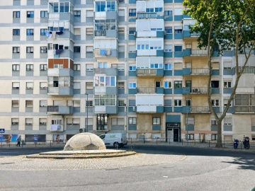 Apartamento T3 para Venda em Benfica
