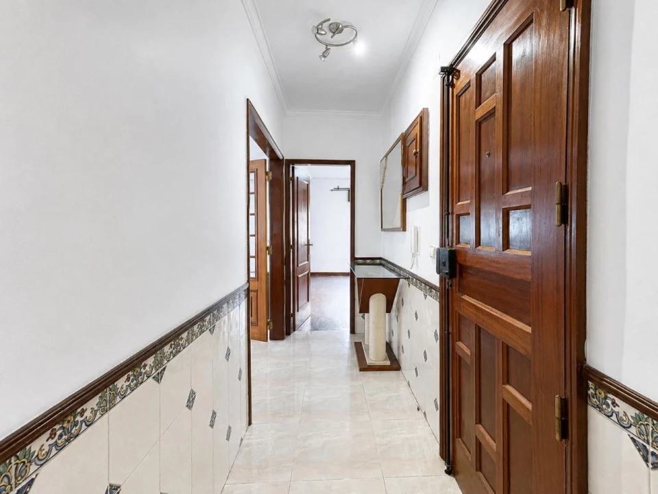 Apartamento T2 para Venda em Algueirão-Mem Martins Foto 7