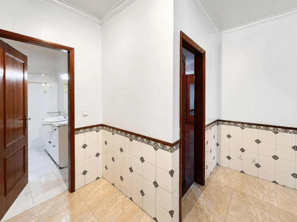 Apartamento T2 para Venda em Algueirão-Mem Martins Foto 8