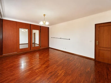 Apartamento T2 para Venda em Algueirão-Mem Martins