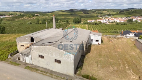 Loja para Venda em Bombarral e Vale Covo
