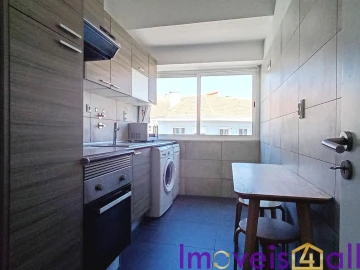 Apartamento T1 para Venda em Queluz e Belas