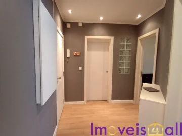 Apartamento T1 para Venda em Queluz e Belas