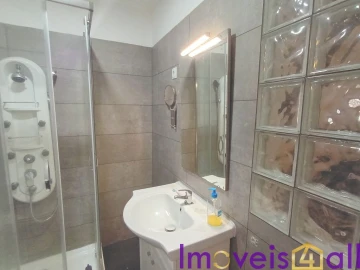 Apartamento T1 para Venda em Queluz e Belas