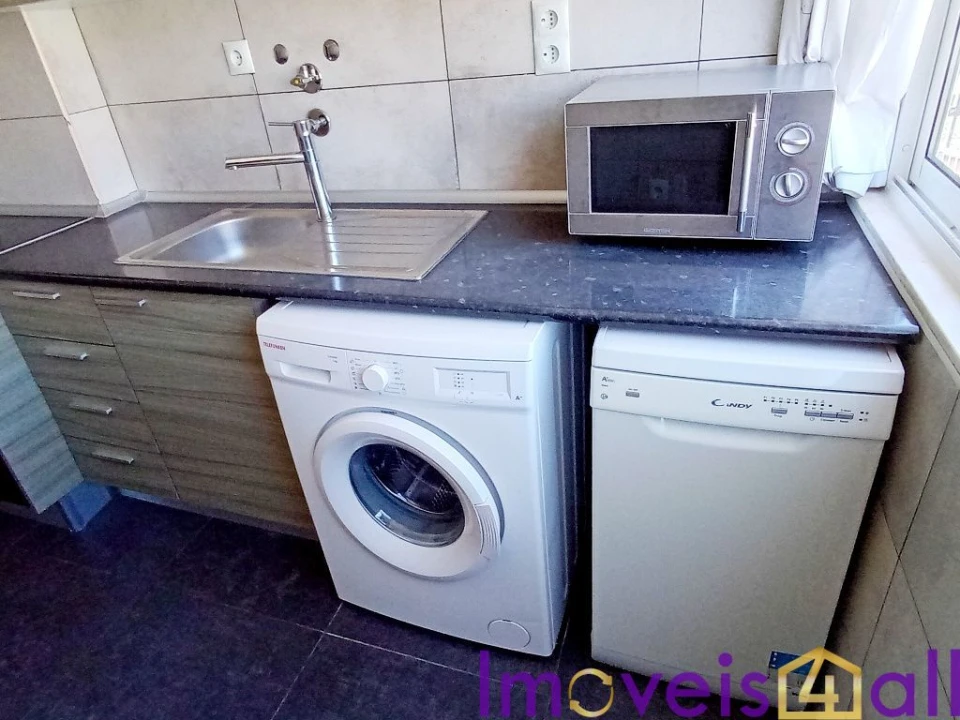 Apartamento T1 para Venda em Queluz e Belas Foto 16